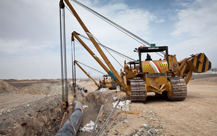 Pipeline lying serveries